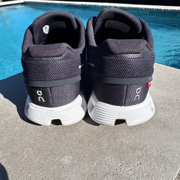 Women’s On Cloud 5 running shoes size 9.5 - Picture 4 of 7